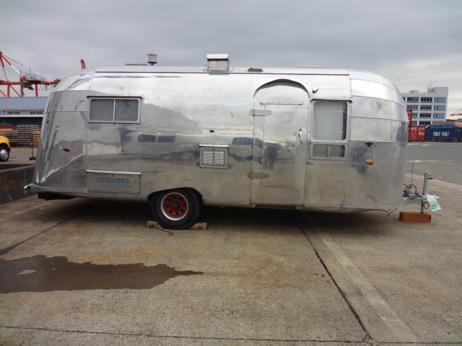 Airstream 22ft Flying Cloud
